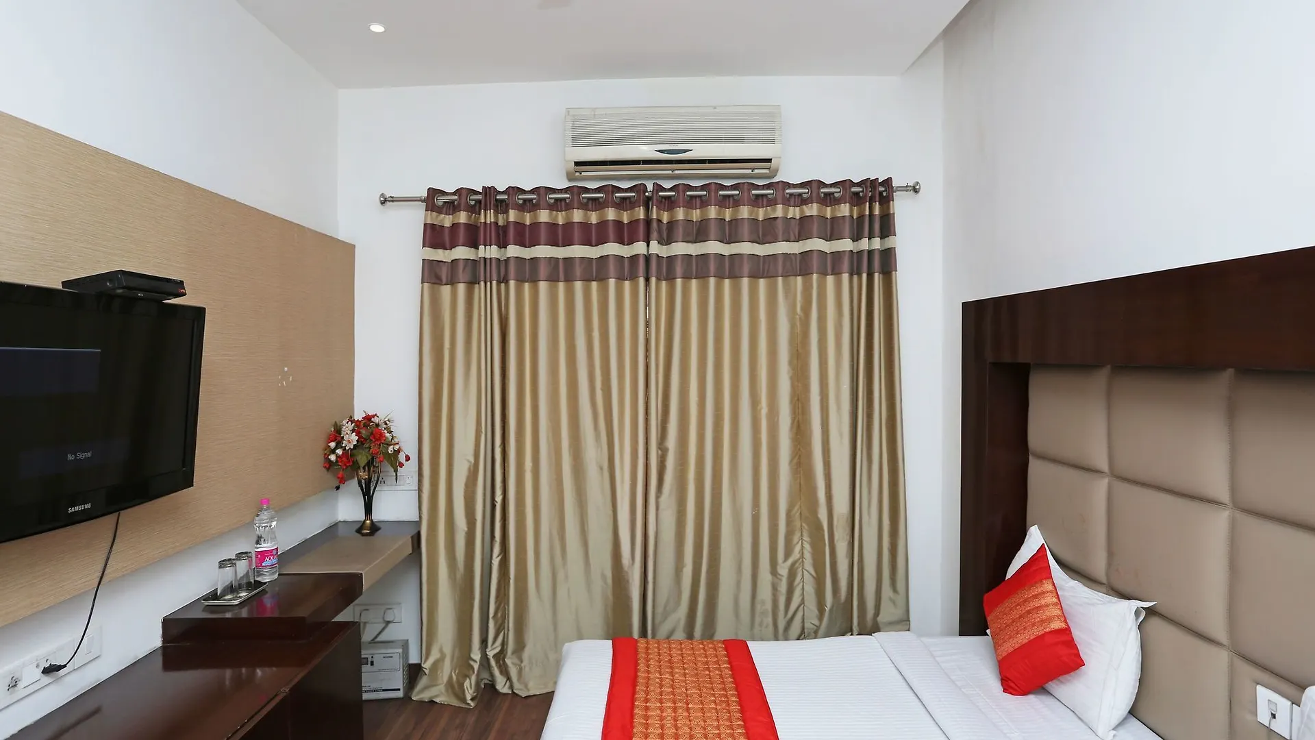 Oyo 8898 City Hotels غورغاون